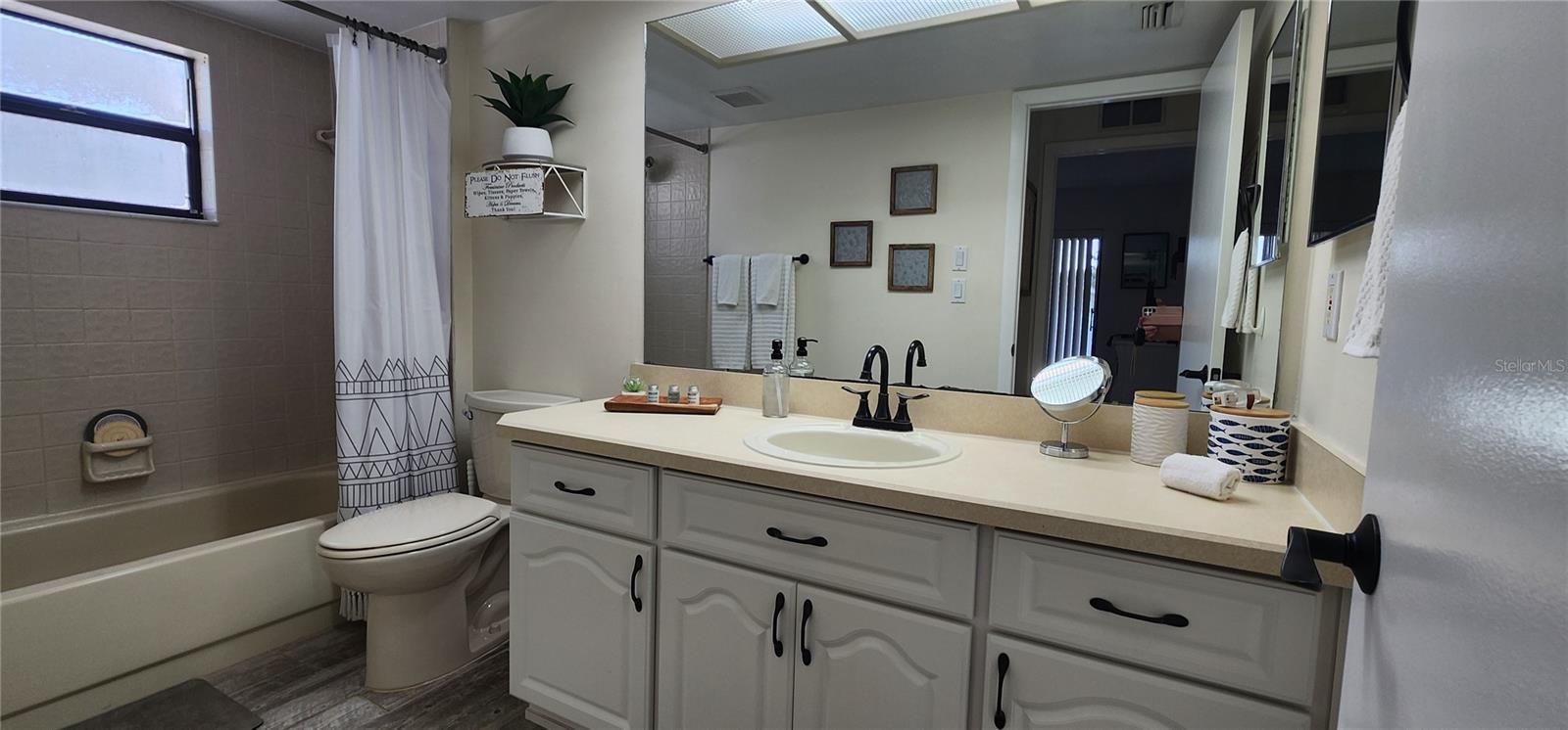 9408 ANNE CT, SEMINOLE, FL, 33776