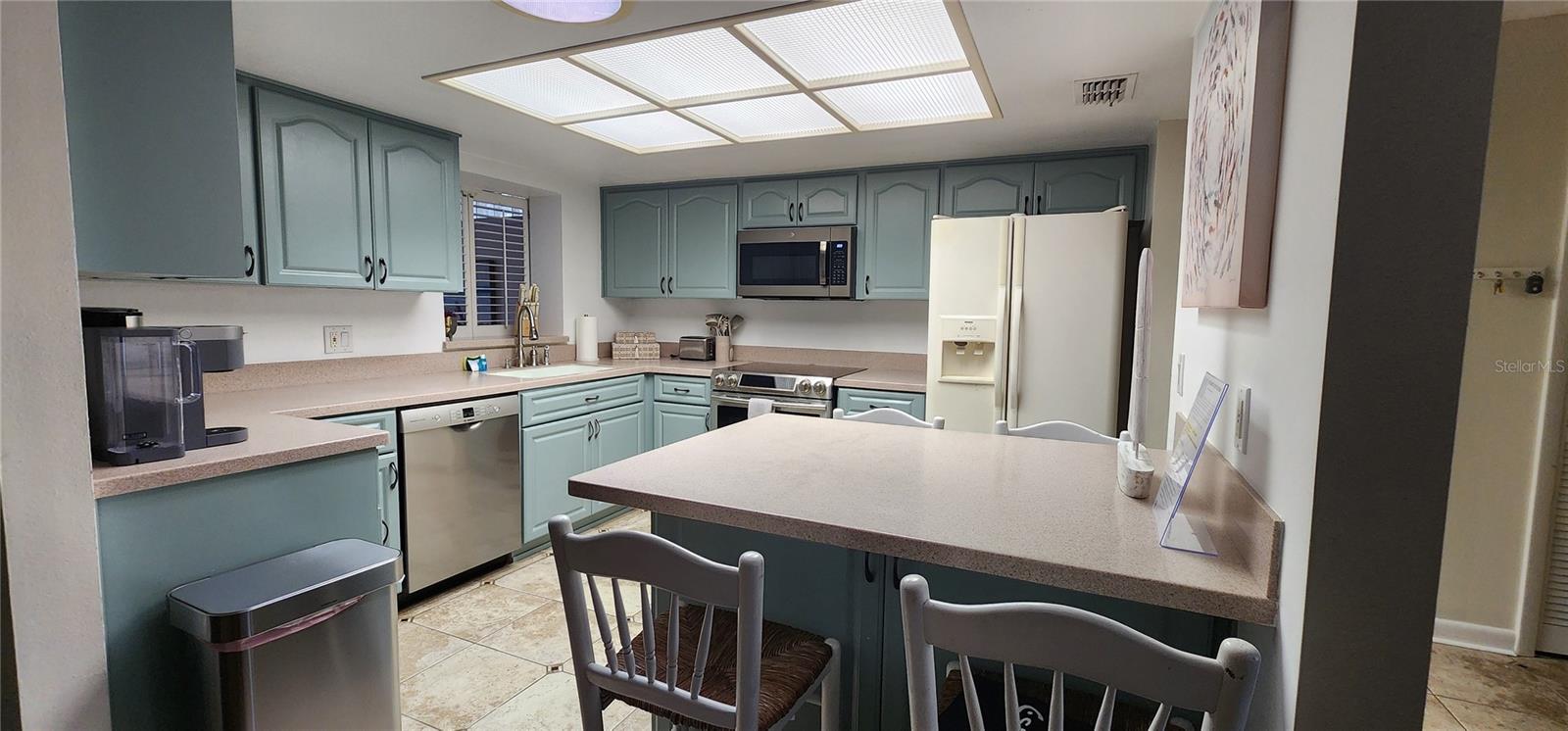 9408 ANNE CT, SEMINOLE, FL, 33776