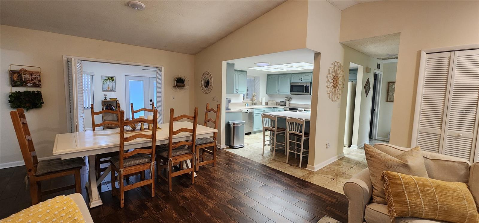 9408 ANNE CT, SEMINOLE, FL, 33776