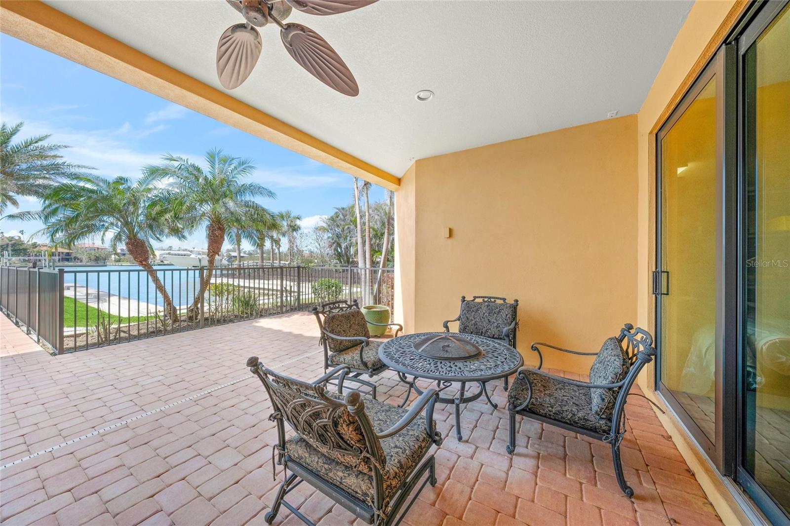 N6137480 Property Photo