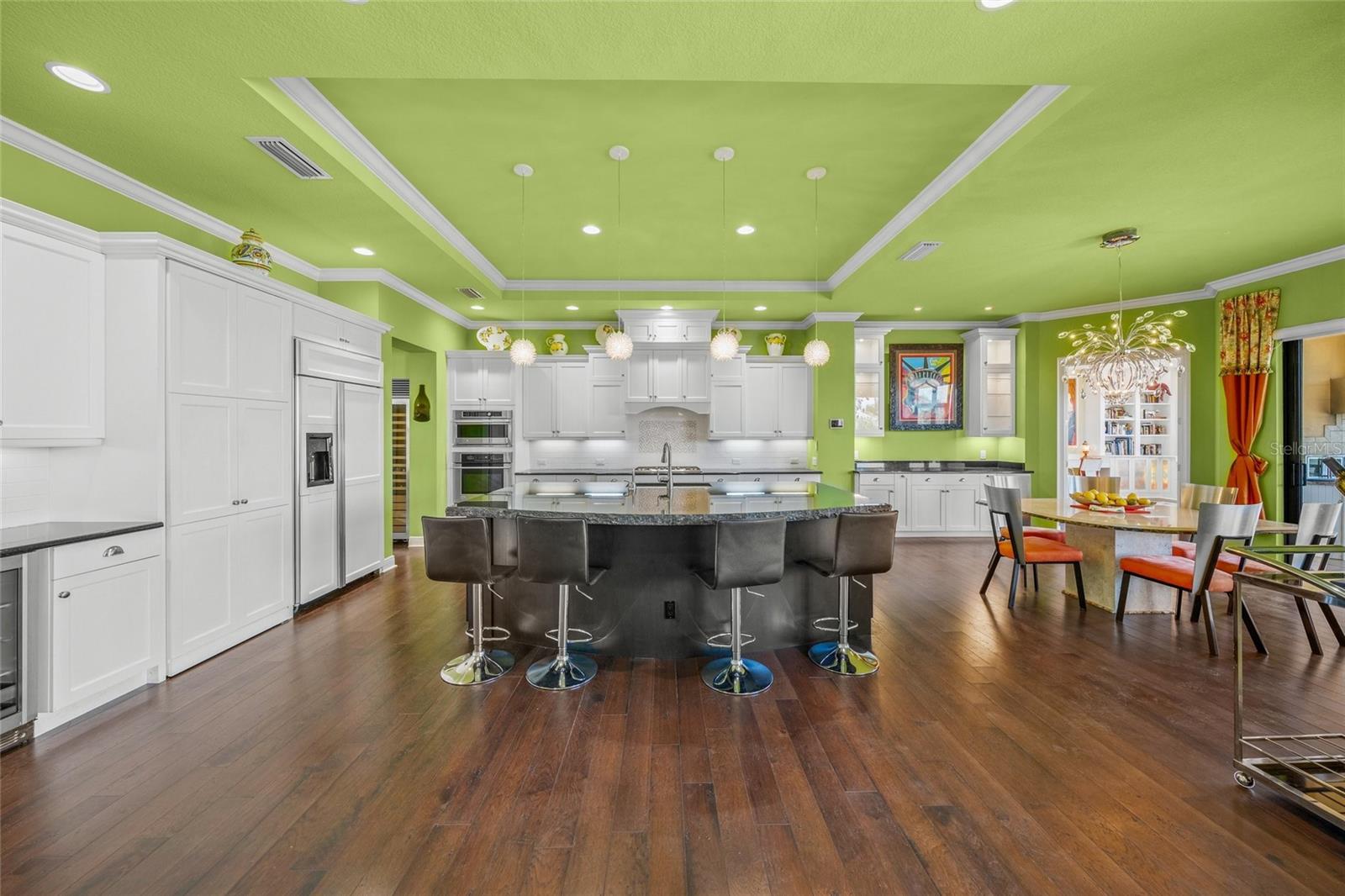 N6137480 Property Photo