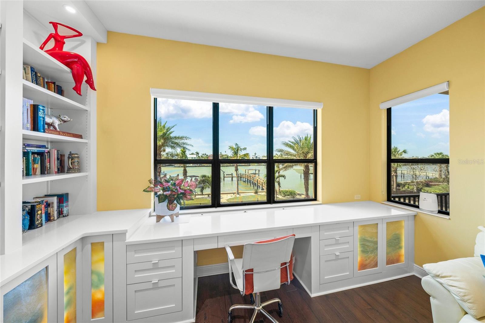 N6137480 Property Photo