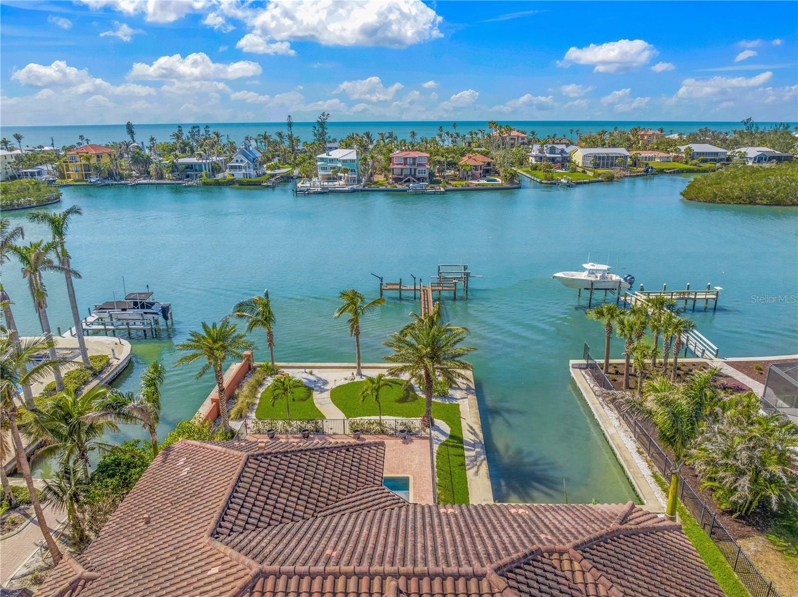 N6137480 Property Photo