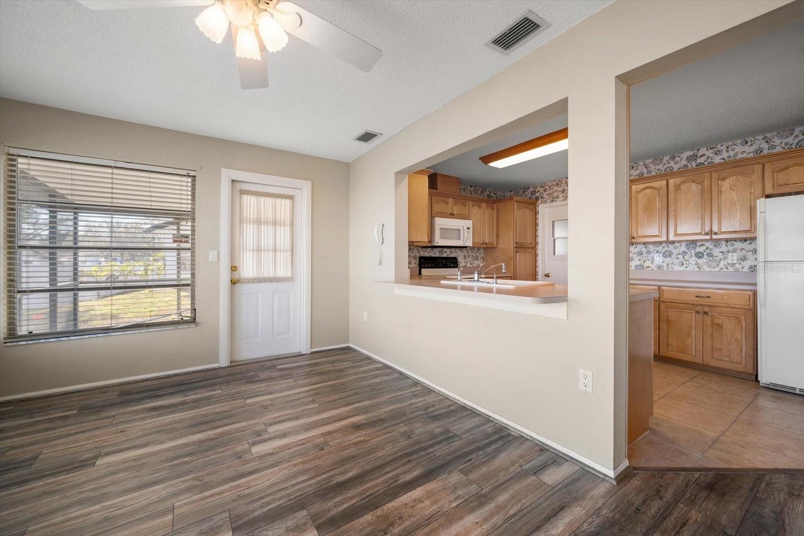 4582 FOX LAKE CT, CLEARWATER, FL, 33762
