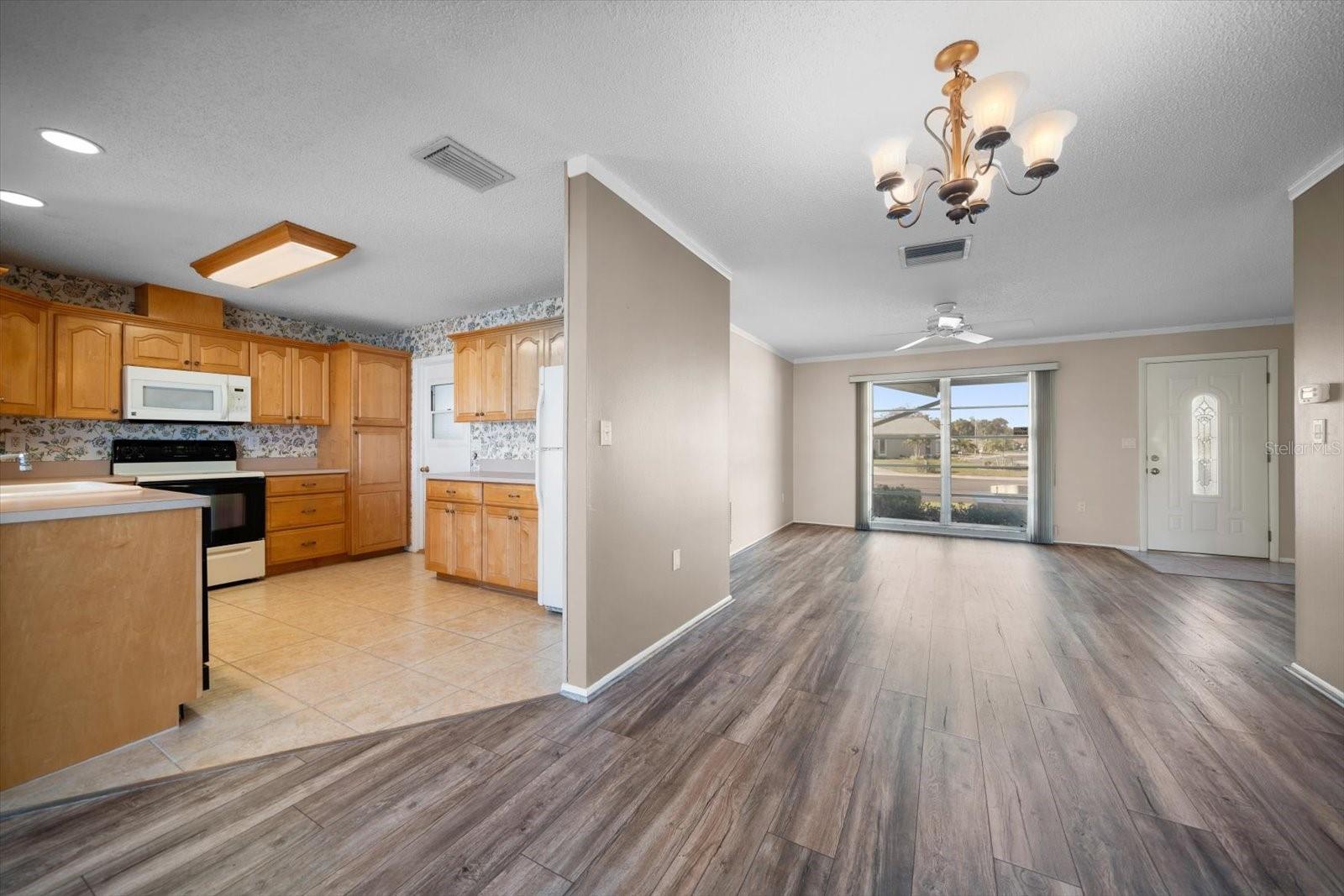 4582 FOX LAKE CT, CLEARWATER, FL, 33762