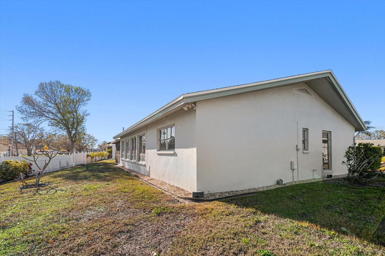 4582 FOX LAKE CT, CLEARWATER, FL, 33762