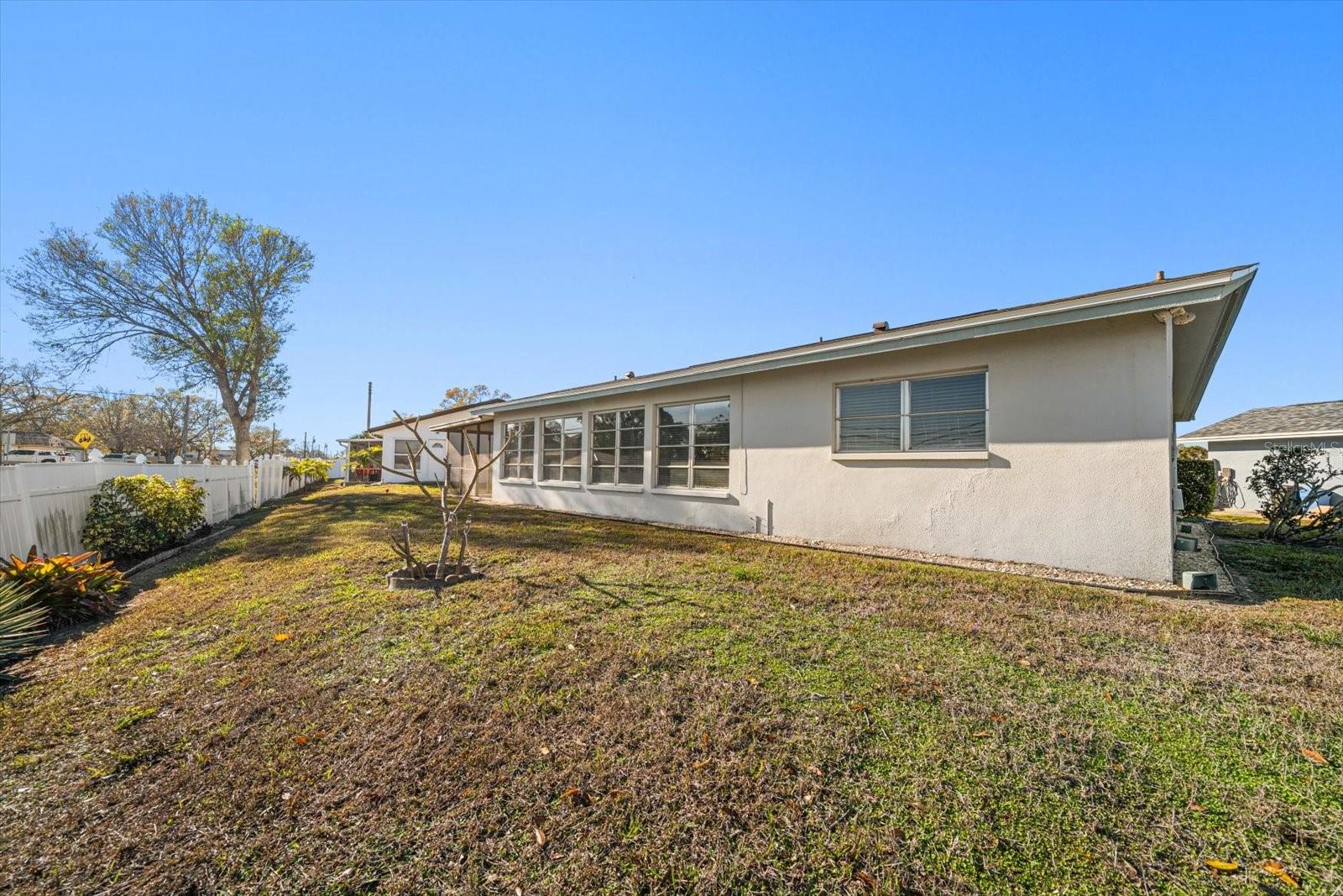 4582 FOX LAKE CT, CLEARWATER, FL, 33762