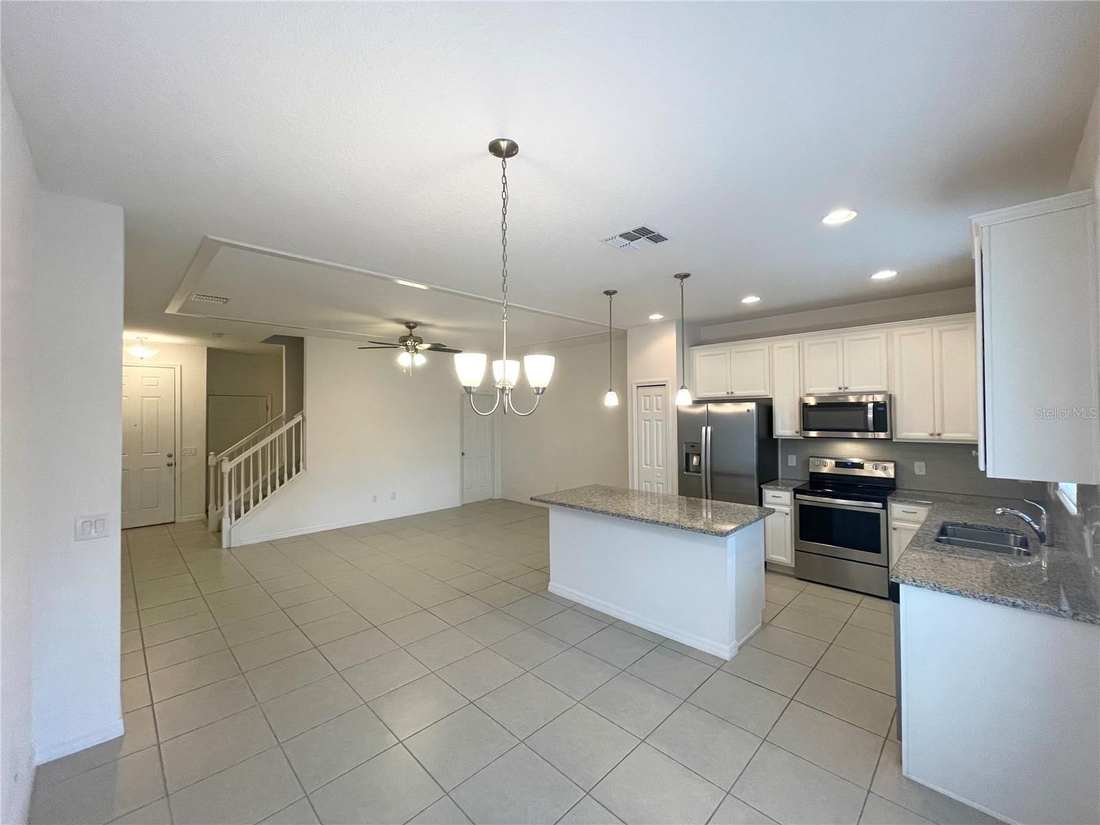 4252 GUMBO LIMBO DR, ORLANDO, FL, 32822