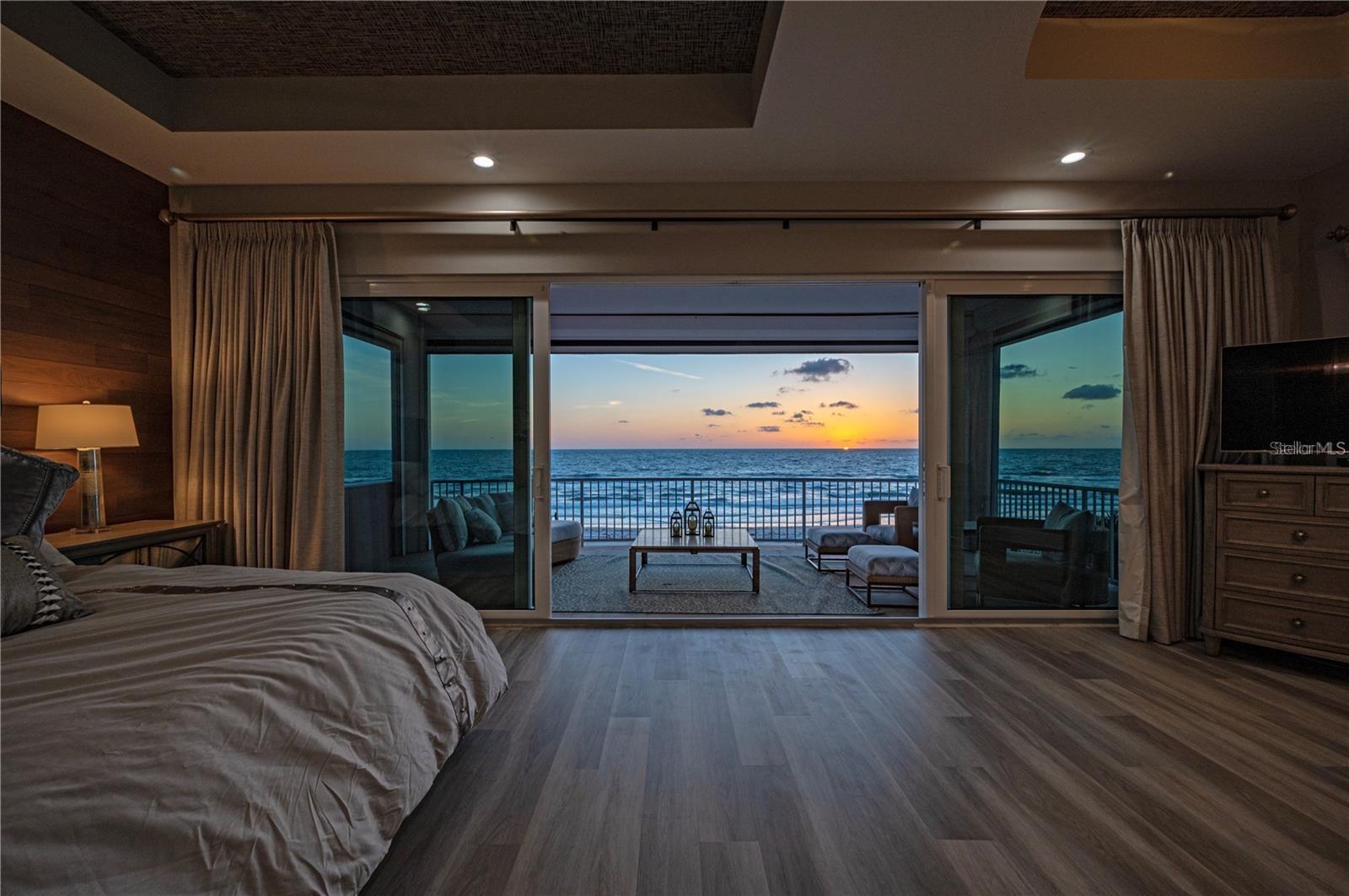 TB8355278 Property Photo