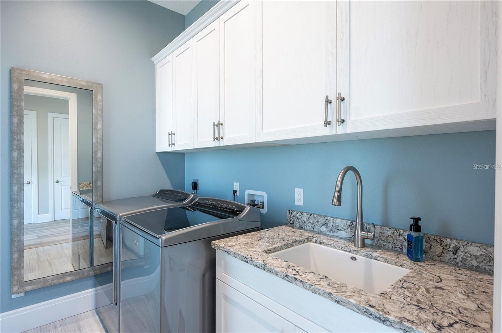 TB8355278 Property Photo