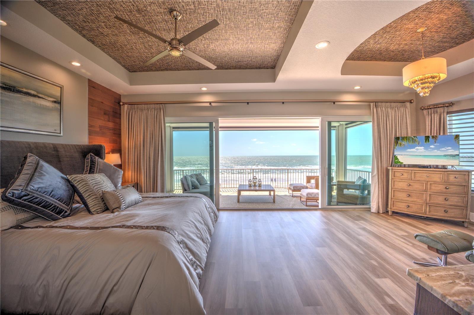 TB8355278 Property Photo