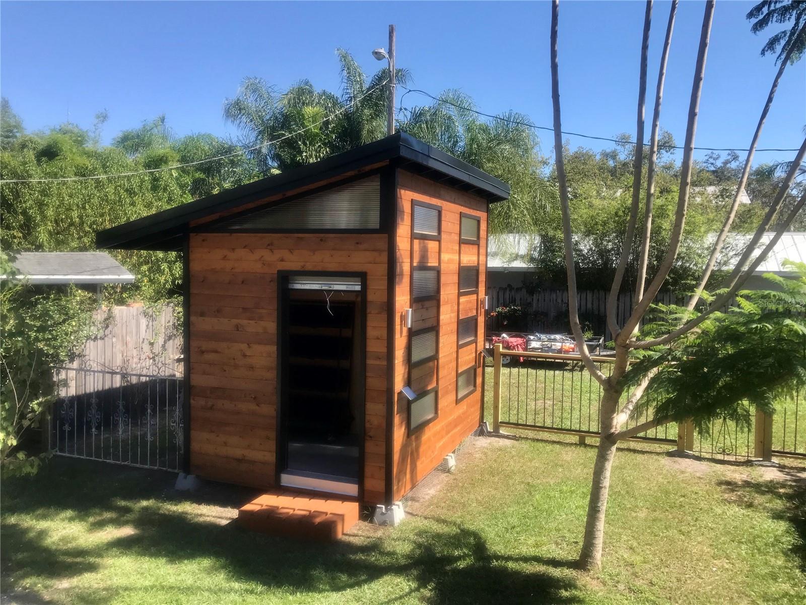 3001 N WOODROW AVE, TAMPA, FL, 33603