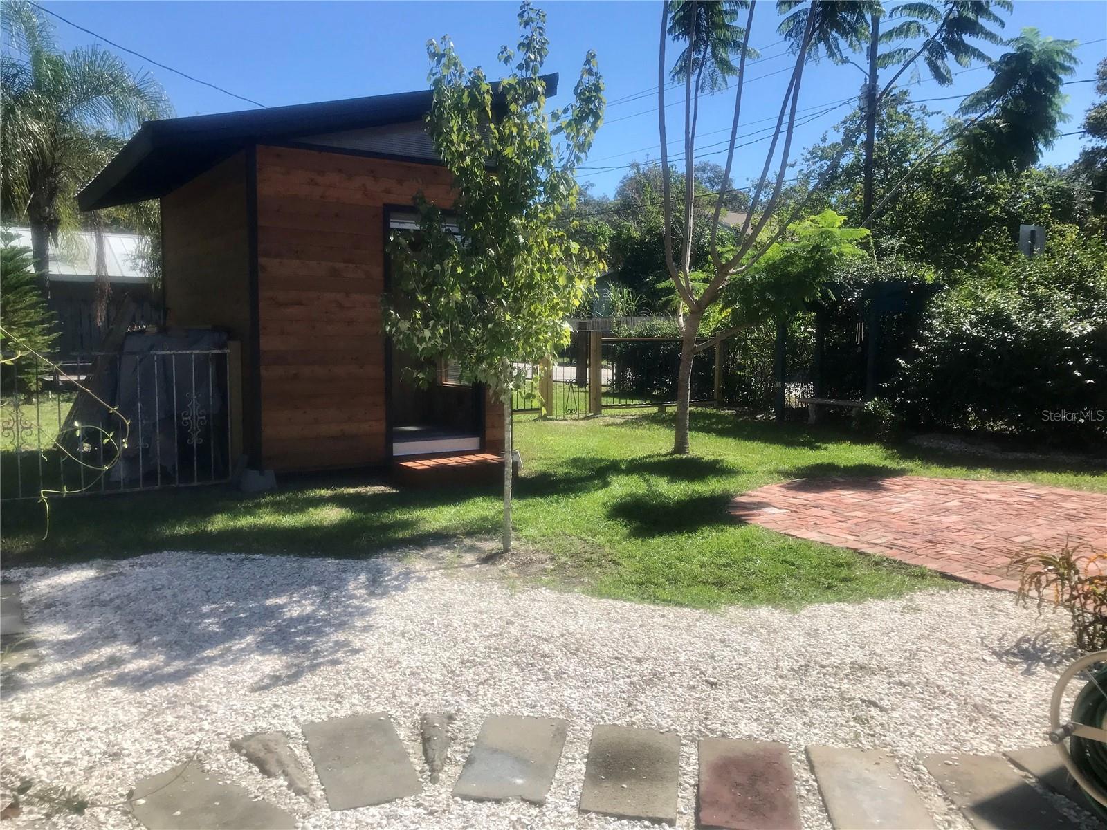 3001 N WOODROW AVE, TAMPA, FL, 33603