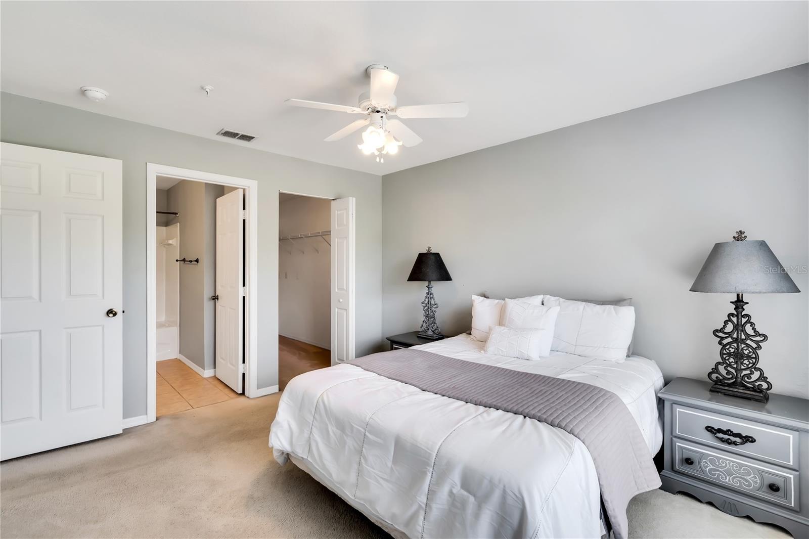 8926 MANOR LOOP #206, LAKEWOOD RANCH, FL, 34202