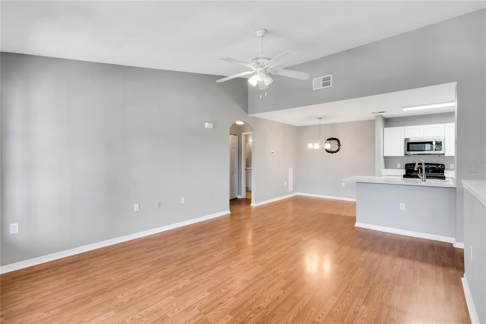 8926 MANOR LOOP #206, LAKEWOOD RANCH, FL, 34202