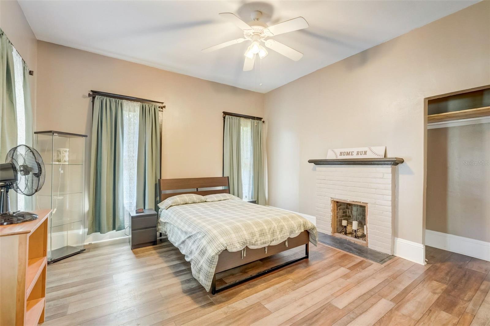 3512 CENTRAL AVE, COLEMAN, FL, 33521