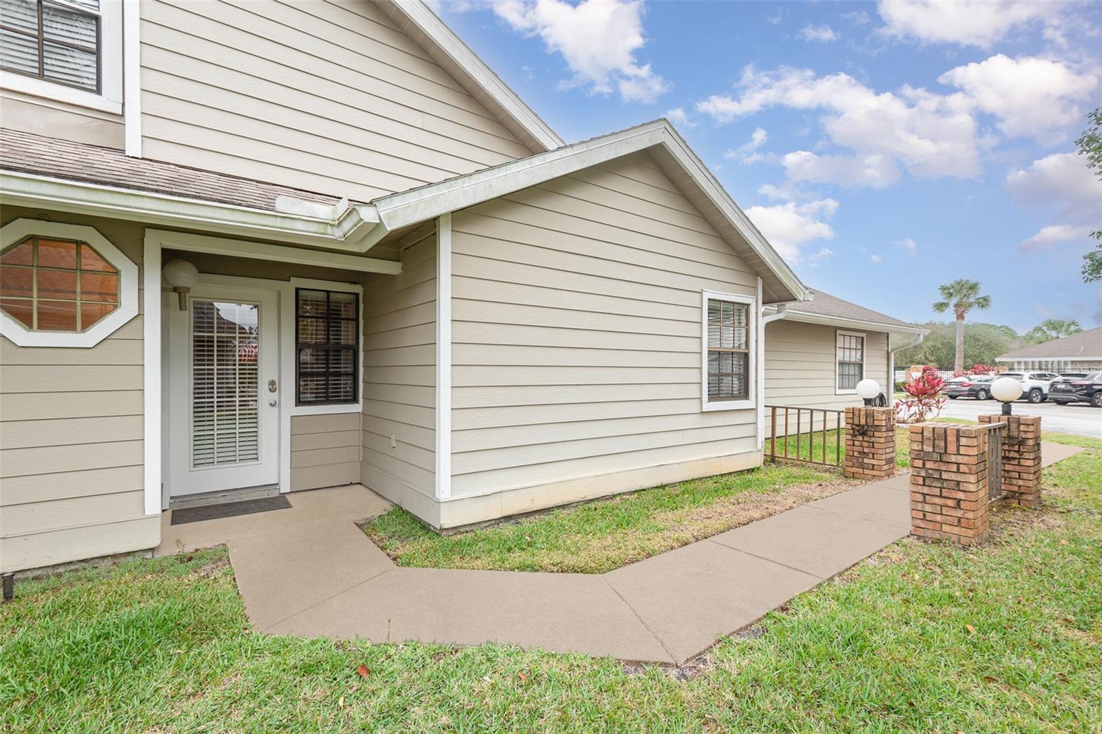 2007 CORNELL PL #4, PORT ORANGE, FL, 32128