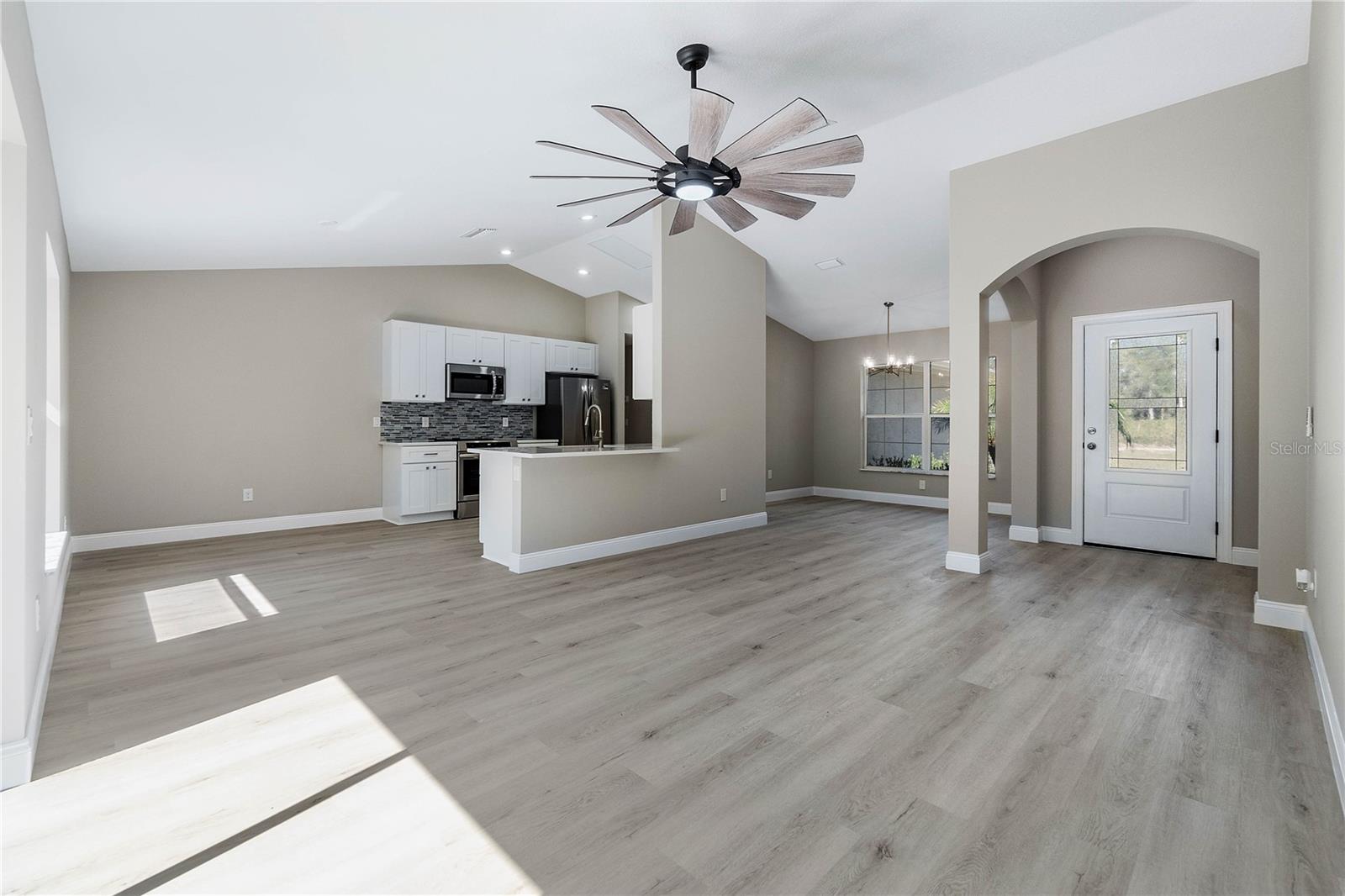 5513 MANGO AVE, BUNNELL, FL, 32110
