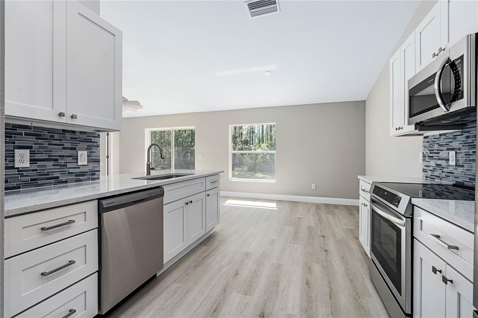 5513 MANGO AVE, BUNNELL, FL, 32110