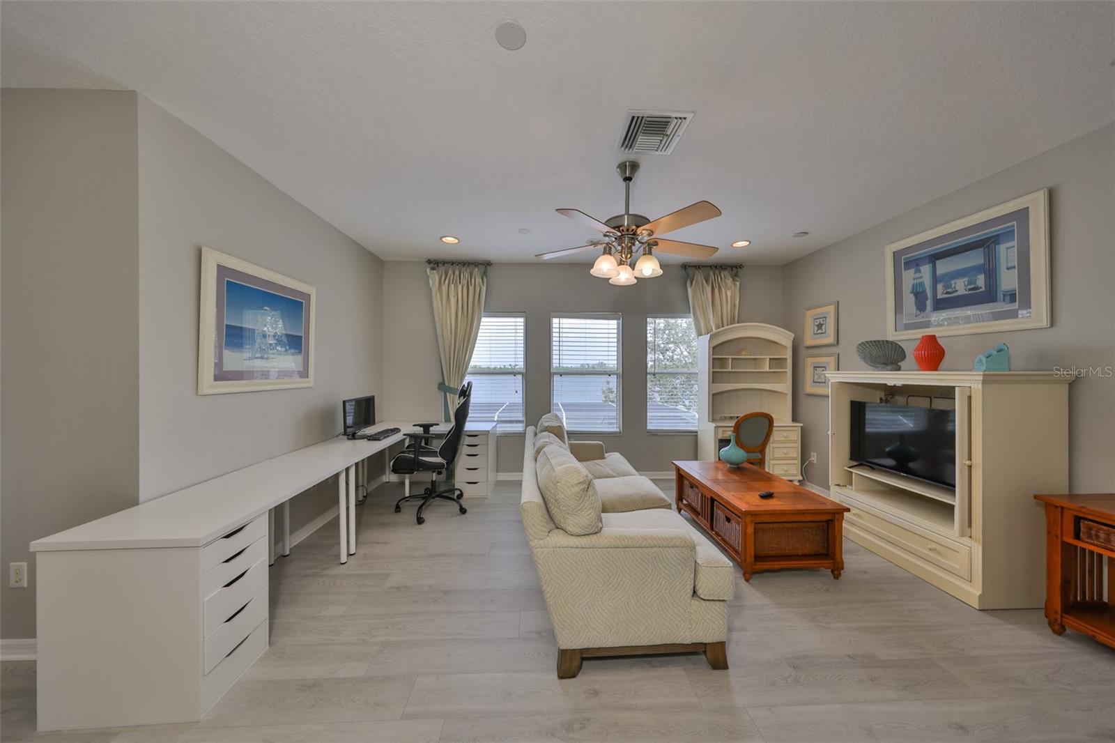827 SEMINOLE SKY DR, RUSKIN, FL, 33570