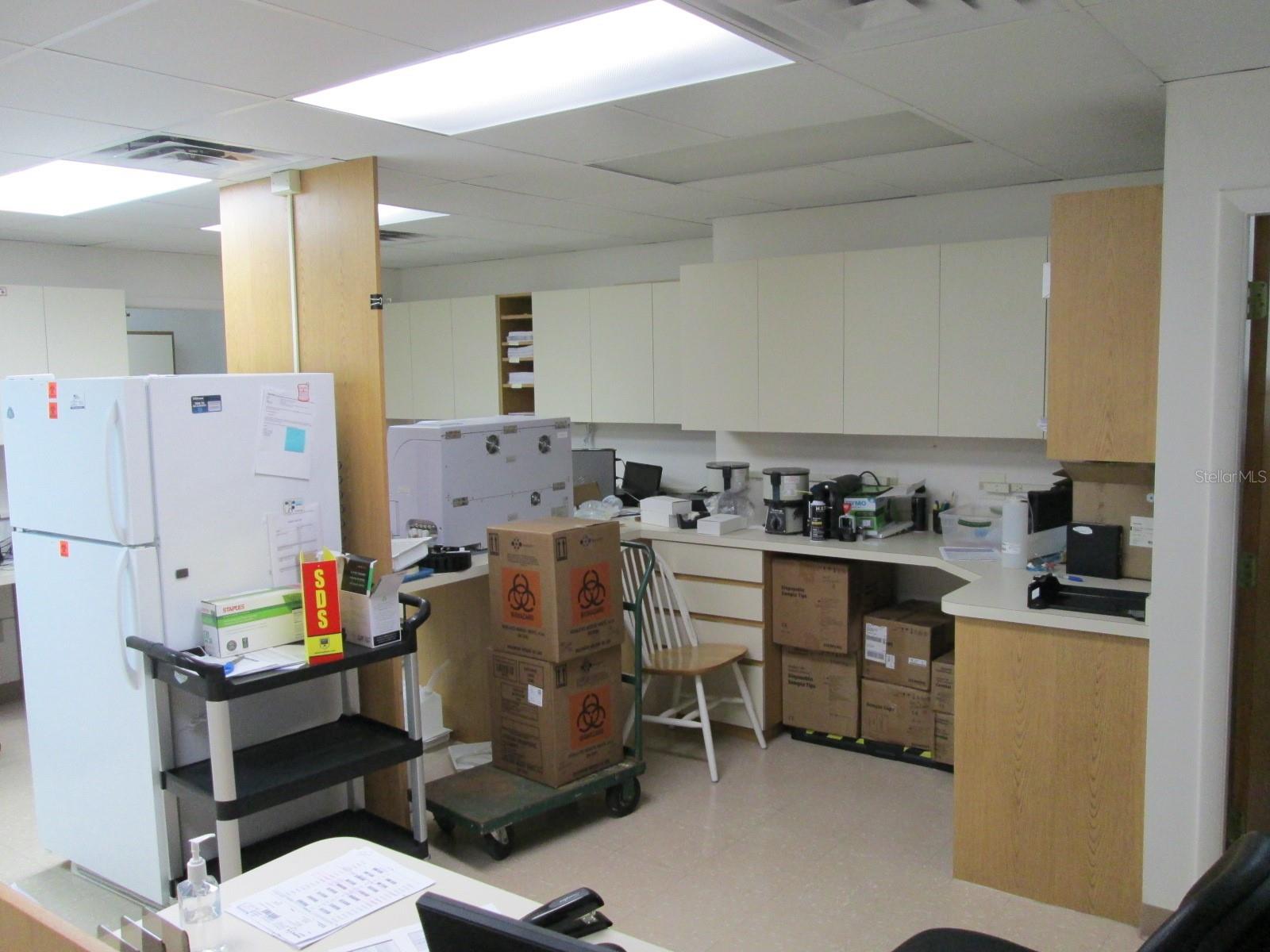 2051 RANGE RD, CLEARWATER, FL, 33765