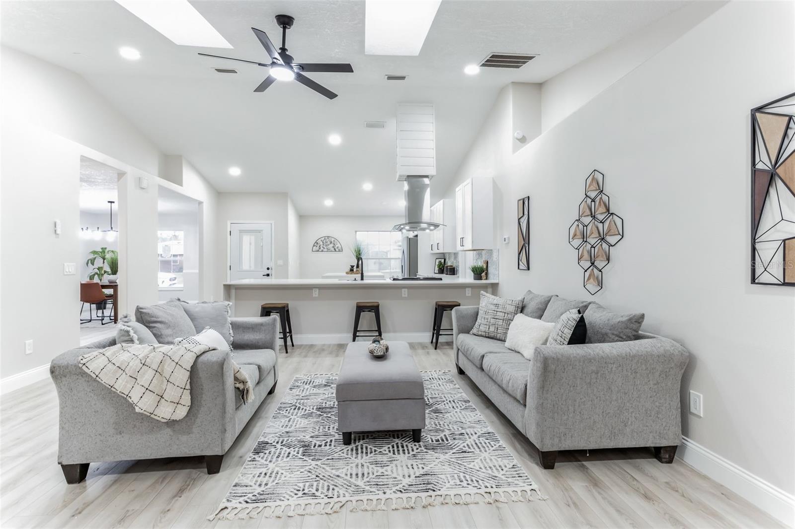 13 EVANSTON LN, PALM COAST, FL, 32164