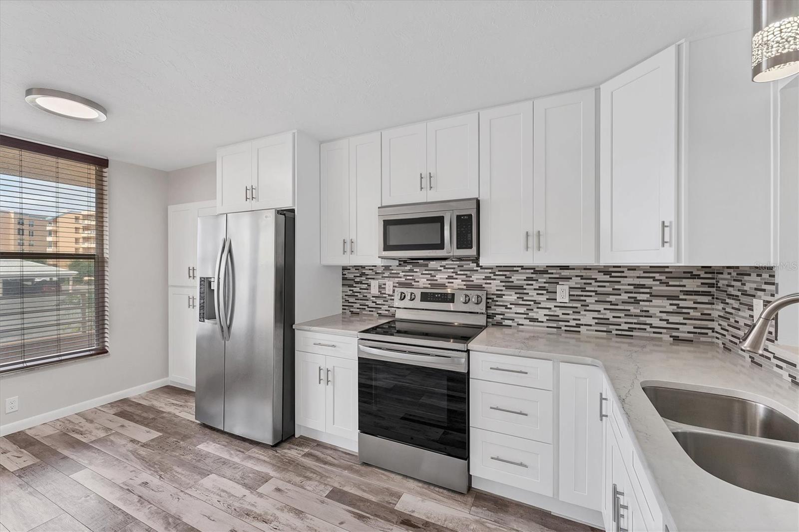 4530 PINEBROOK CIR #208, BRADENTON, FL, 34209