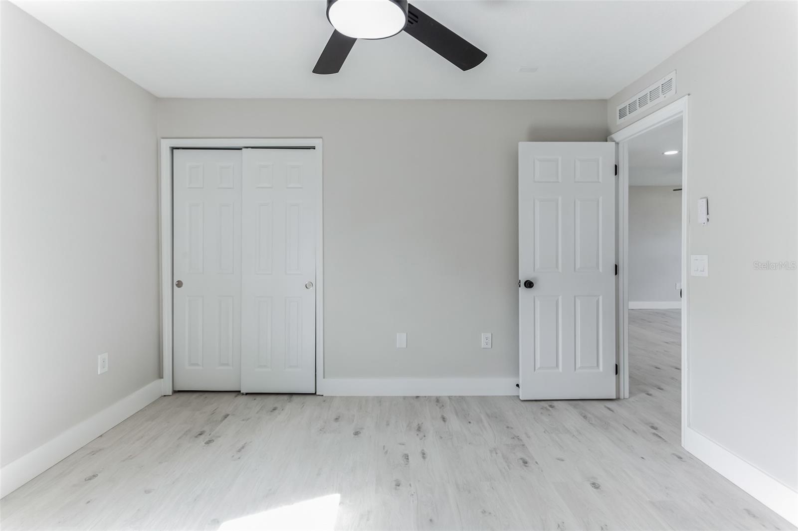 73 LONDON DR, PALM COAST, FL, 32137