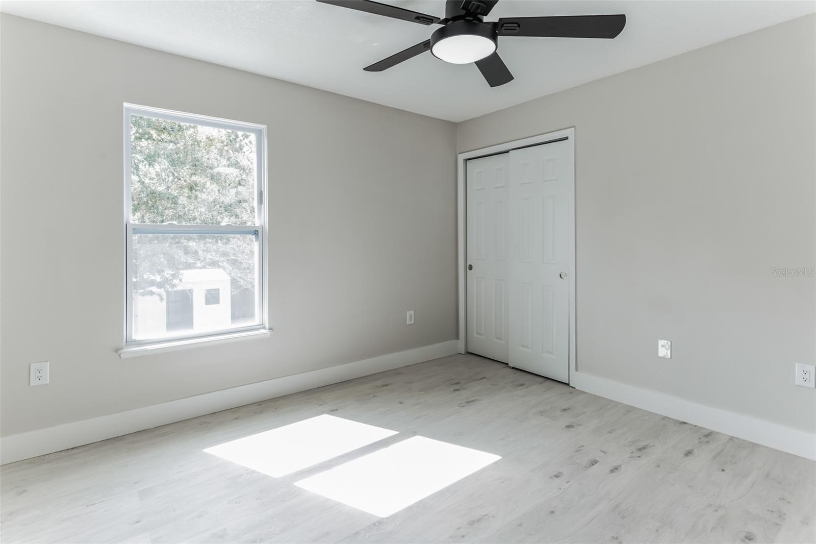 73 LONDON DR, PALM COAST, FL, 32137