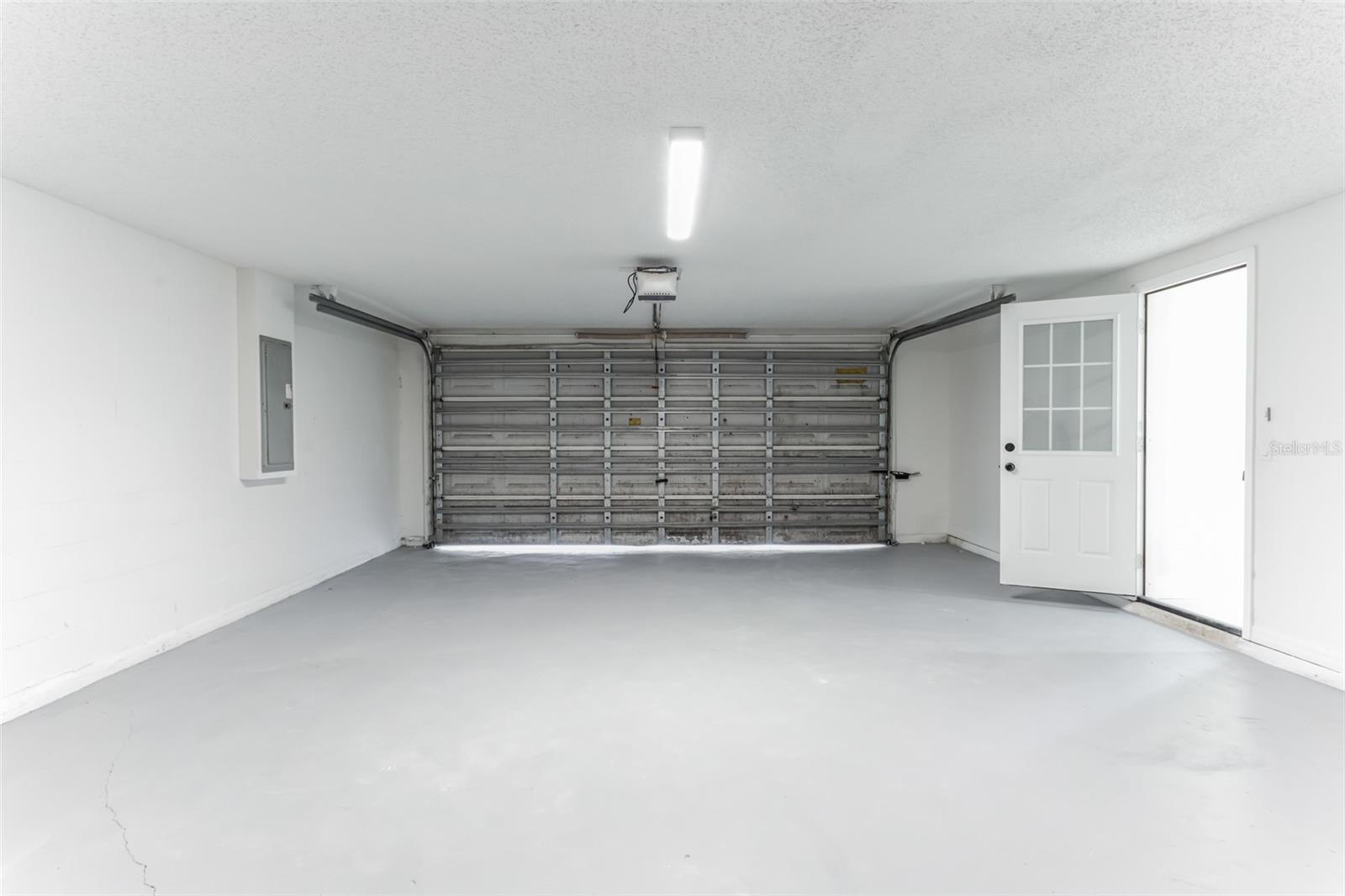 73 LONDON DR, PALM COAST, FL, 32137