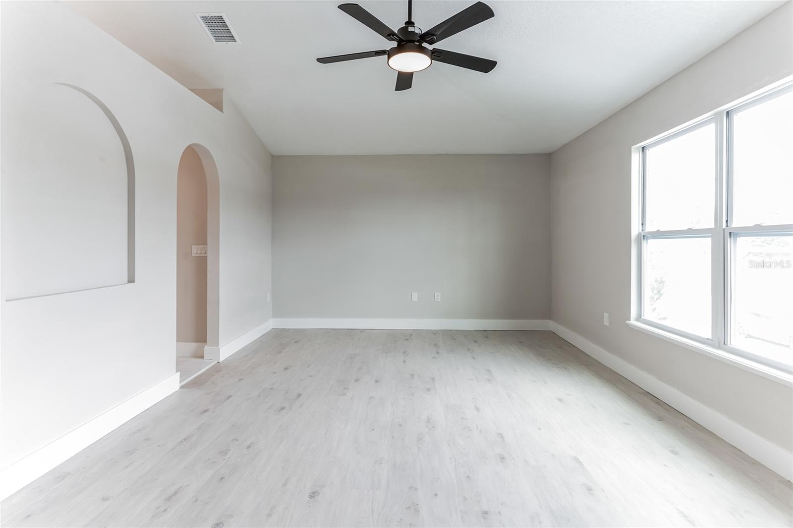 73 LONDON DR, PALM COAST, FL, 32137