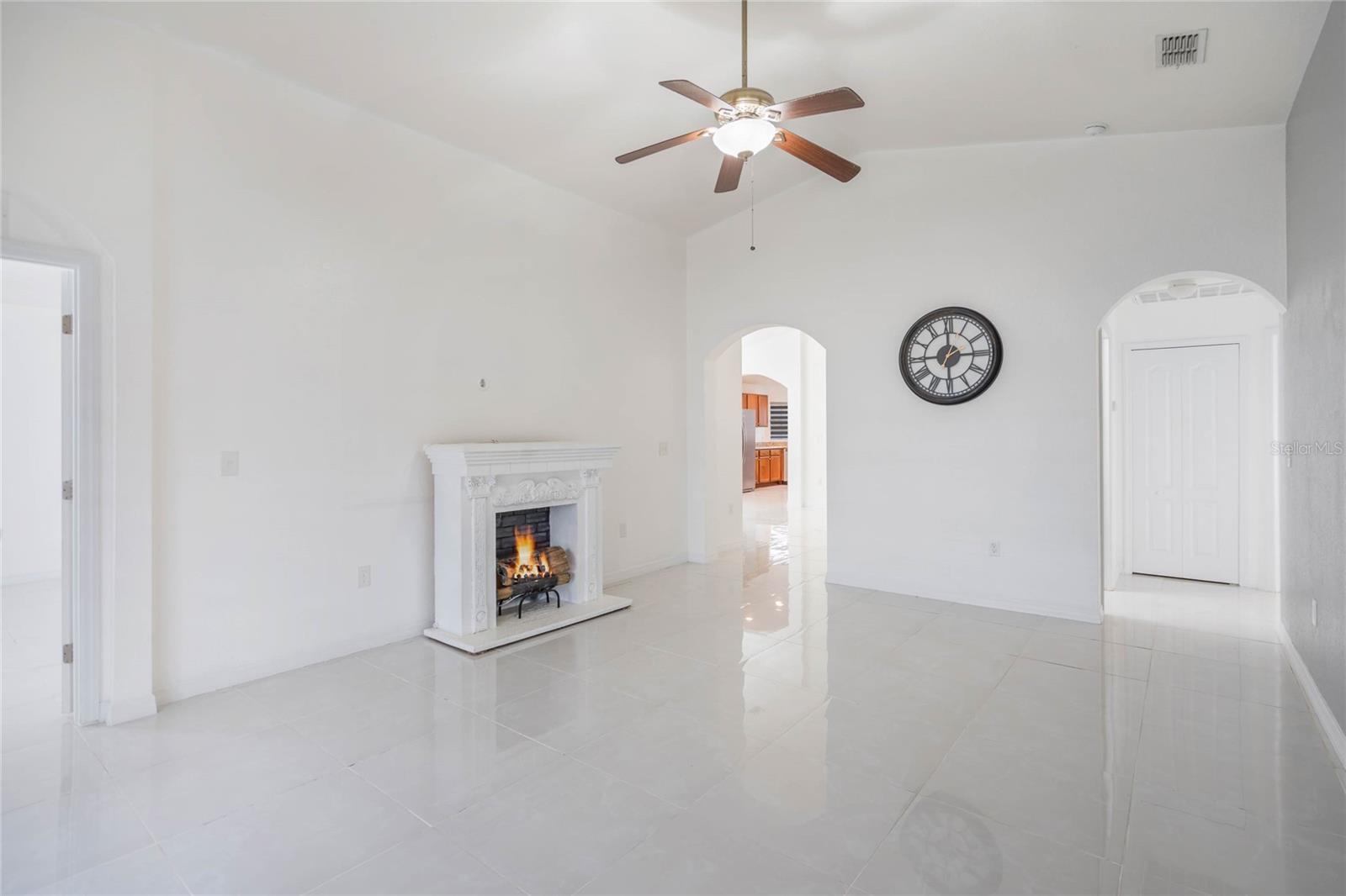 251 TOWER VIEW DR W, HAINES CITY, FL, 33844