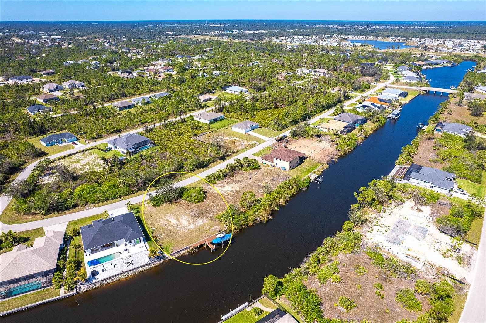 8266 SANTA CRUZ DR, PORT CHARLOTTE, FL, 33981