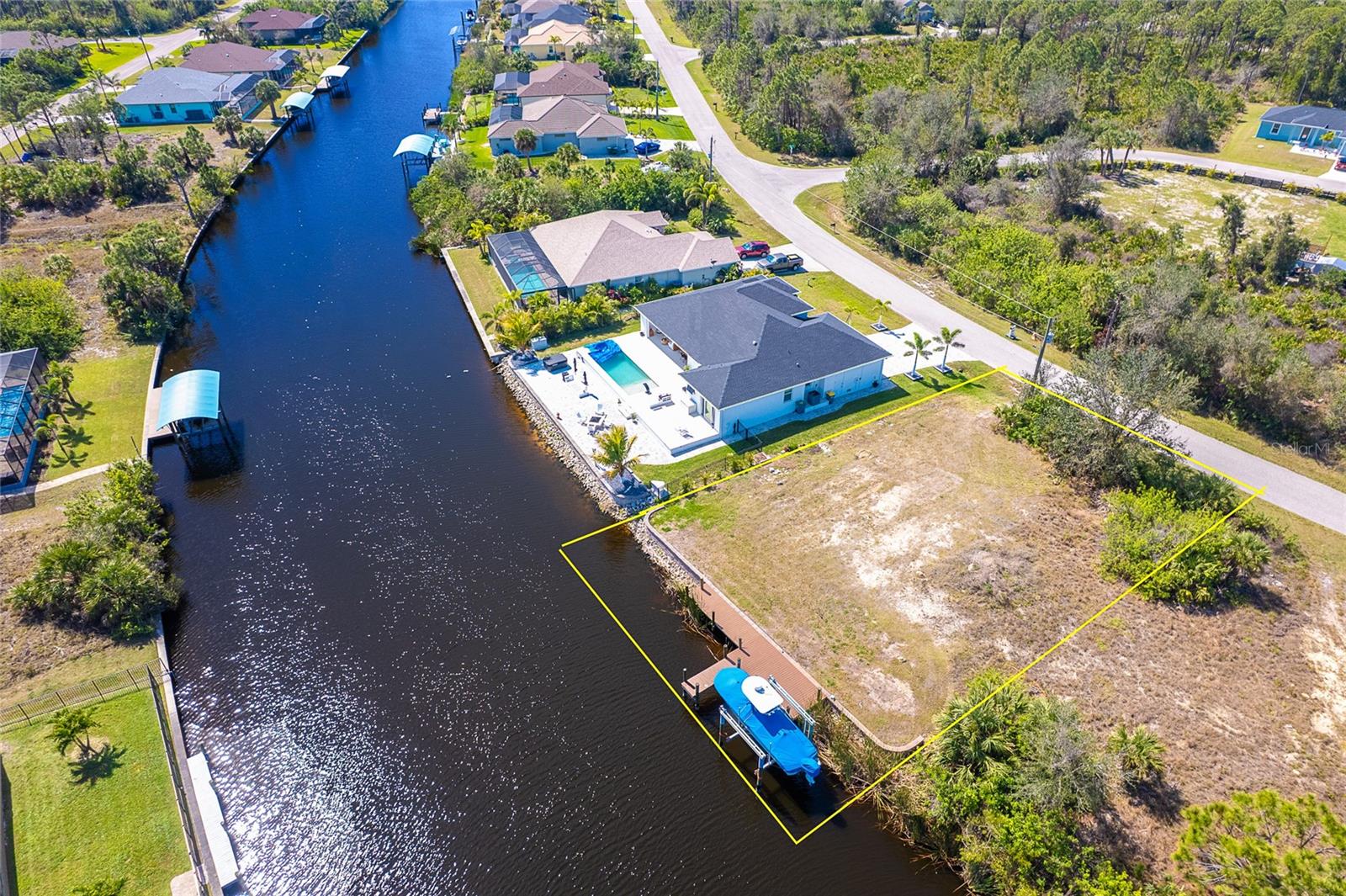 8266 SANTA CRUZ DR, PORT CHARLOTTE, FL, 33981
