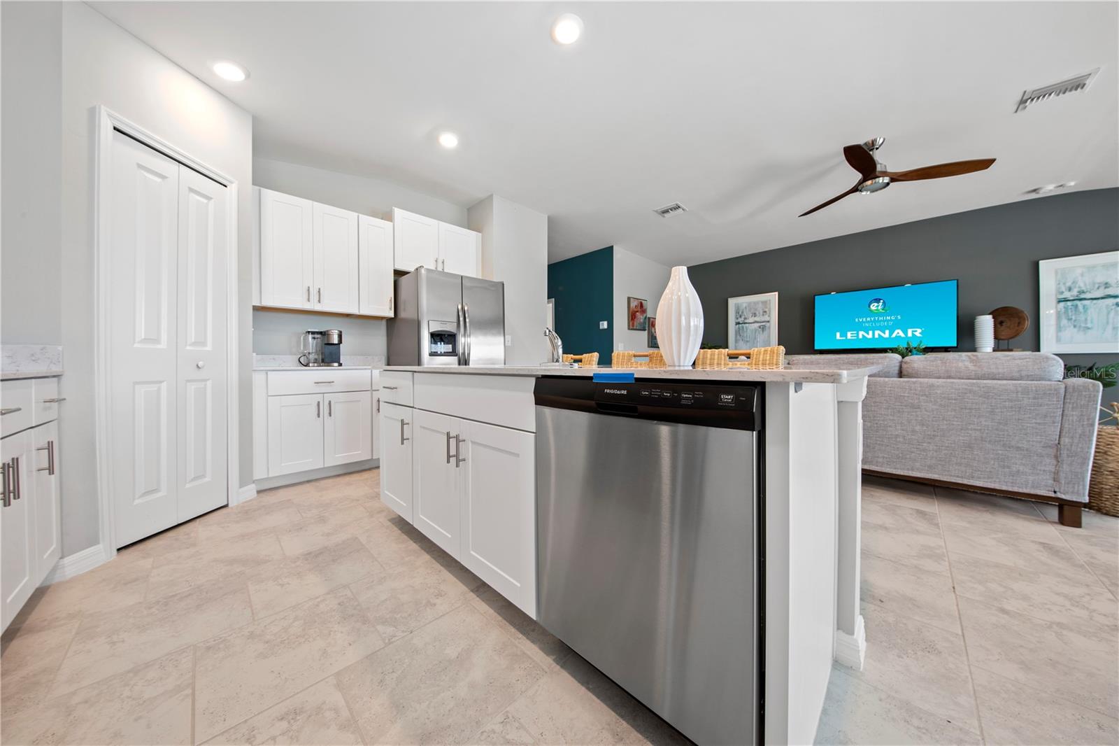104 LILYAN CT, ROTONDA WEST, FL, 33947