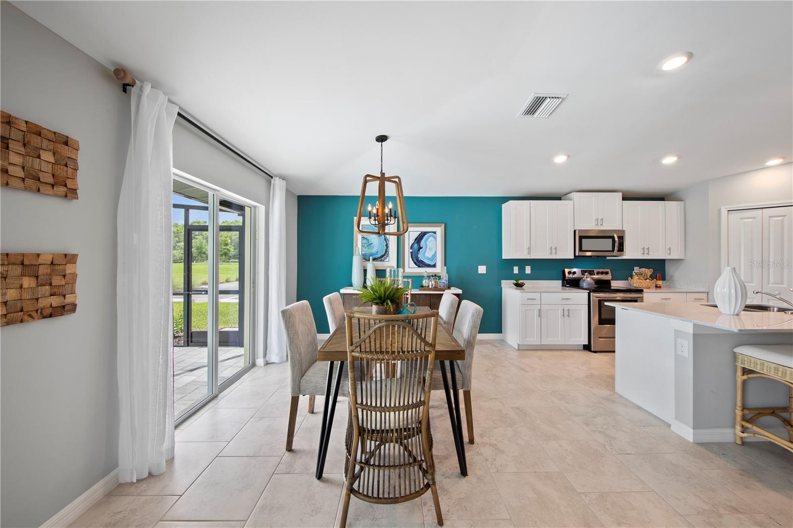 104 LILYAN CT, ROTONDA WEST, FL, 33947