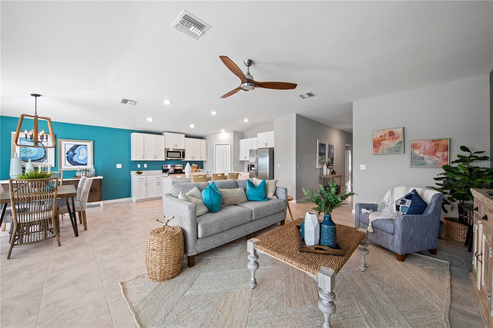 104 LILYAN CT, ROTONDA WEST, FL, 33947