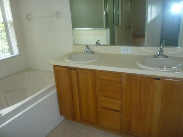 582 WEKIVA CREST DR, APOPKA, FL, 32712