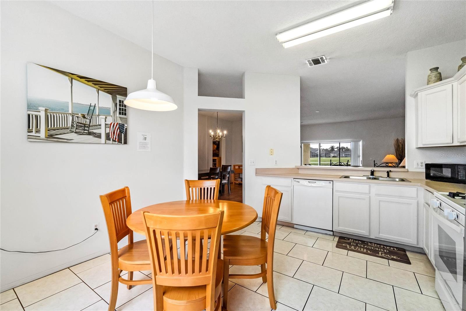 647 ELLA MAE DR, DAVENPORT, FL, 33897