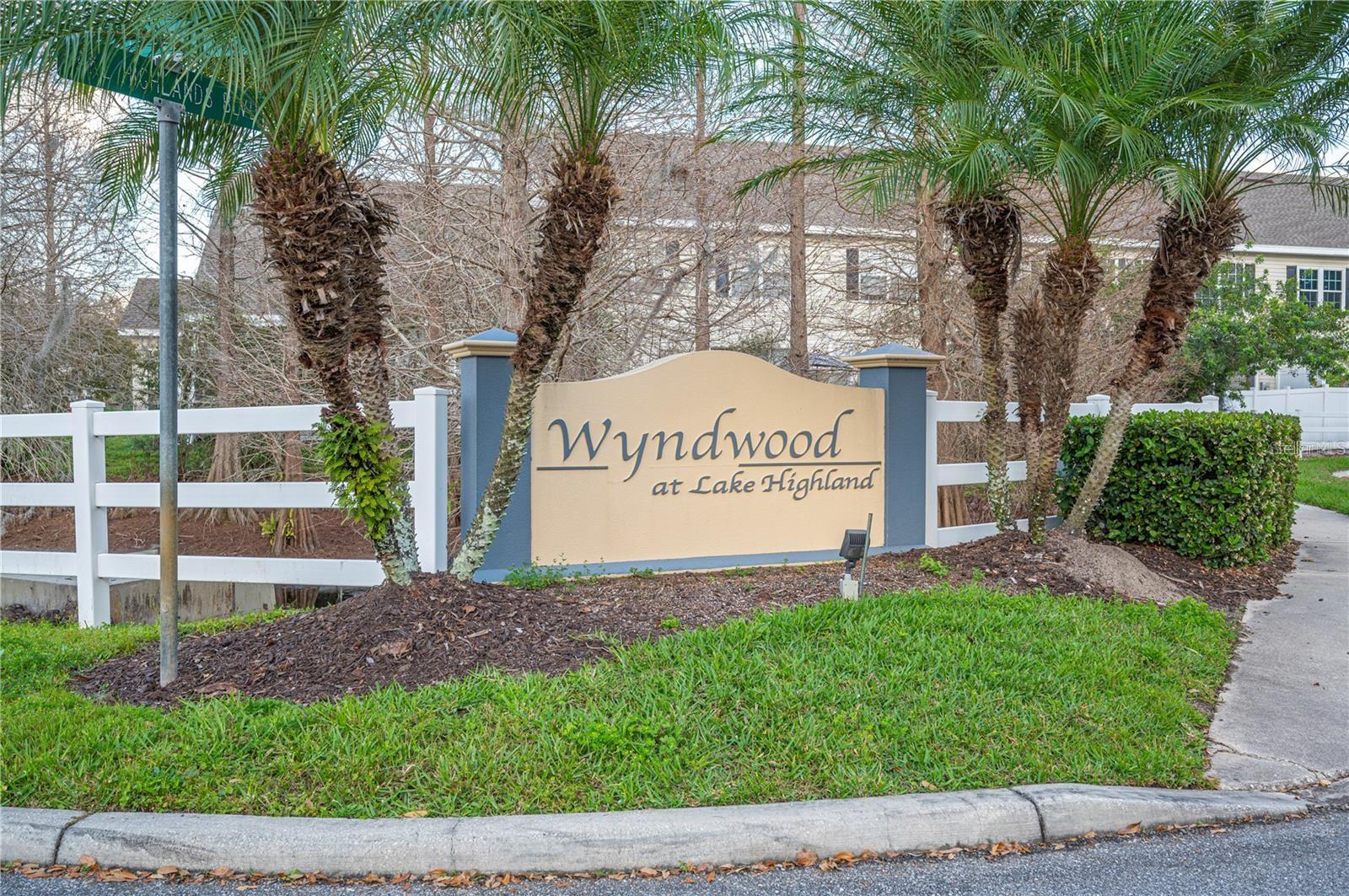 2051 WINTERSET DR, LAKELAND, FL, 33813