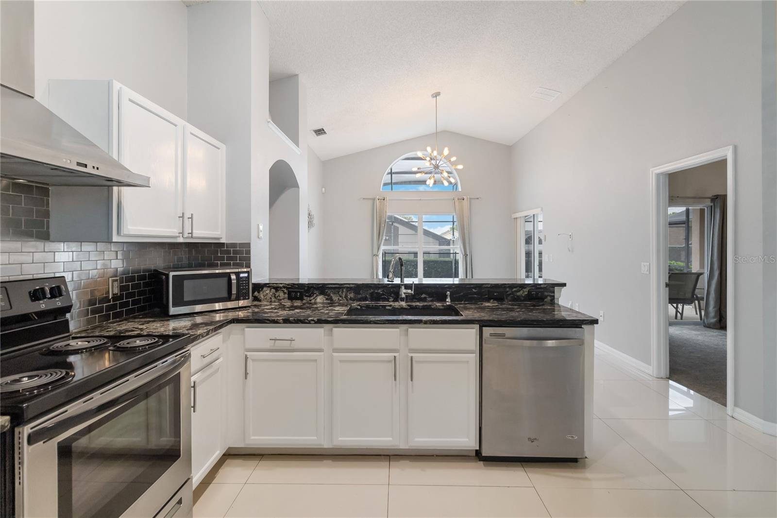 8122 YELLOW CRANE DR, KISSIMMEE, FL, 34747