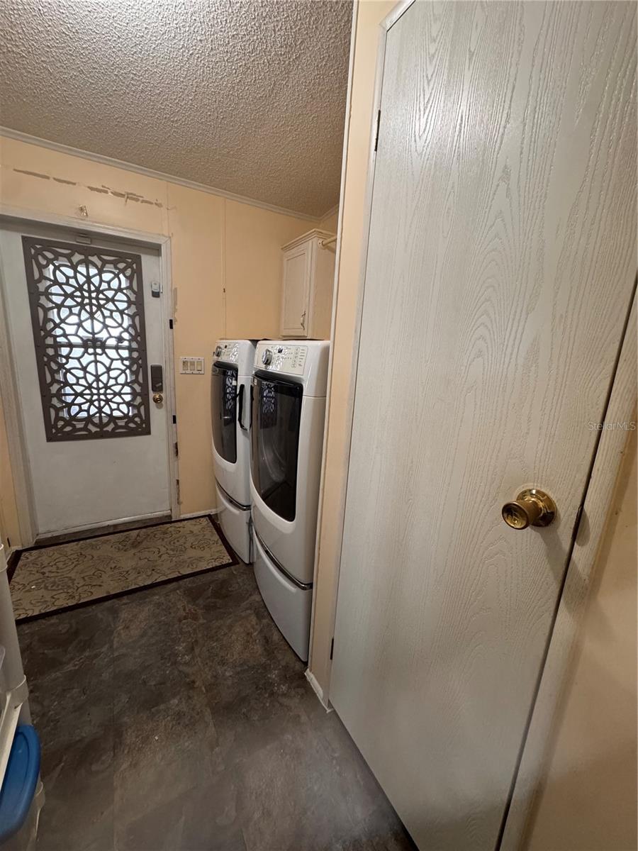 38055 LAWANDA LOOP, ZEPHYRHILLS, FL, 33542