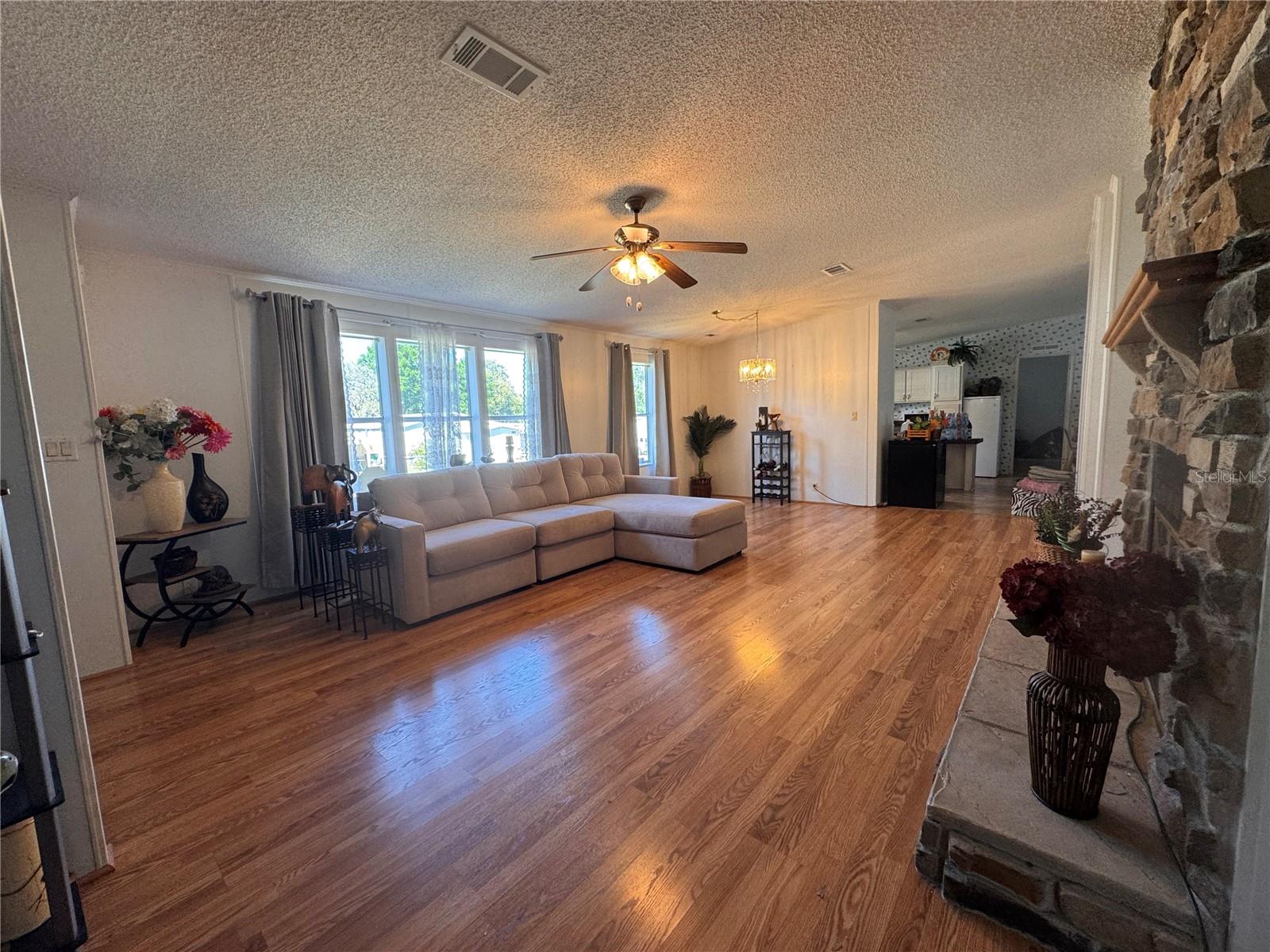 38055 LAWANDA LOOP, ZEPHYRHILLS, FL, 33542