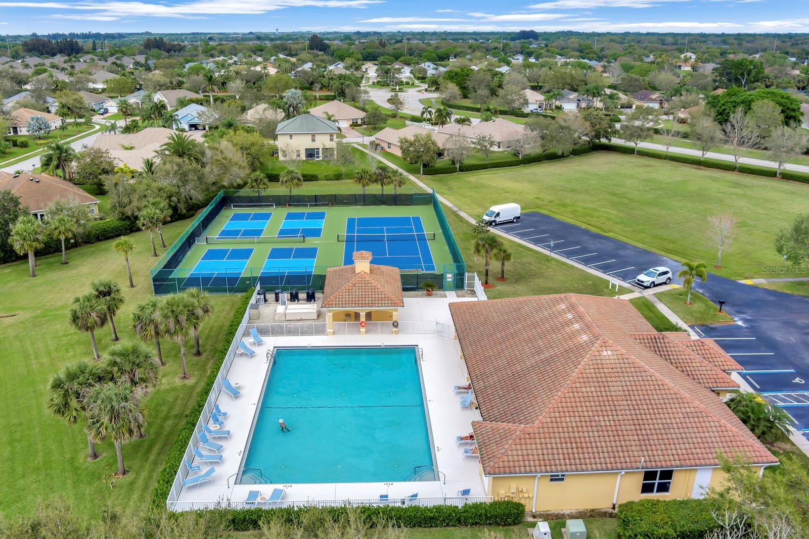 517 S VALENCIA CIR SW, VERO BEACH, FL, 32968