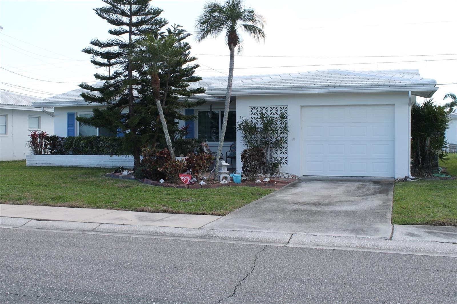 3710 98TH AVE N, PINELLAS PARK, FL, 33782