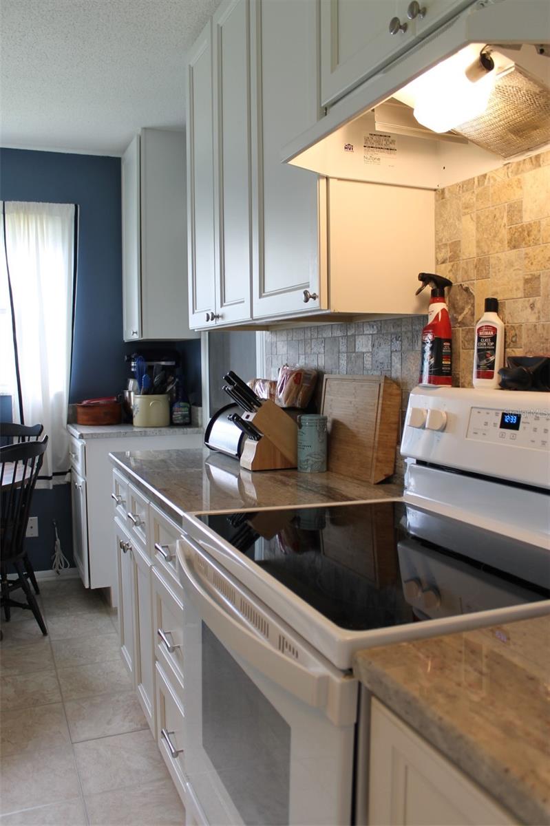 3710 98TH AVE N, PINELLAS PARK, FL, 33782