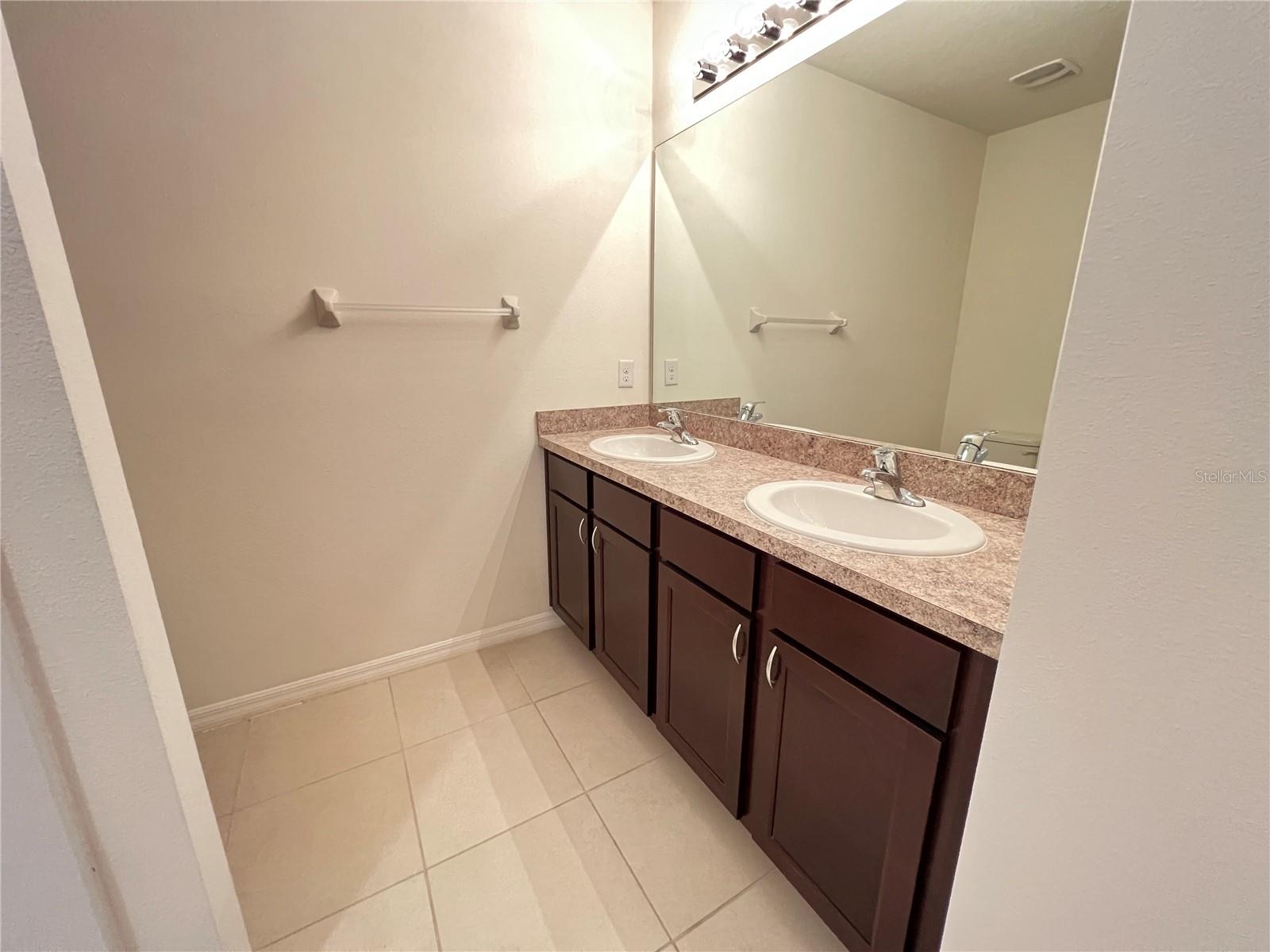 10910 CARLTON FIELDS DR, RIVERVIEW, FL, 33579