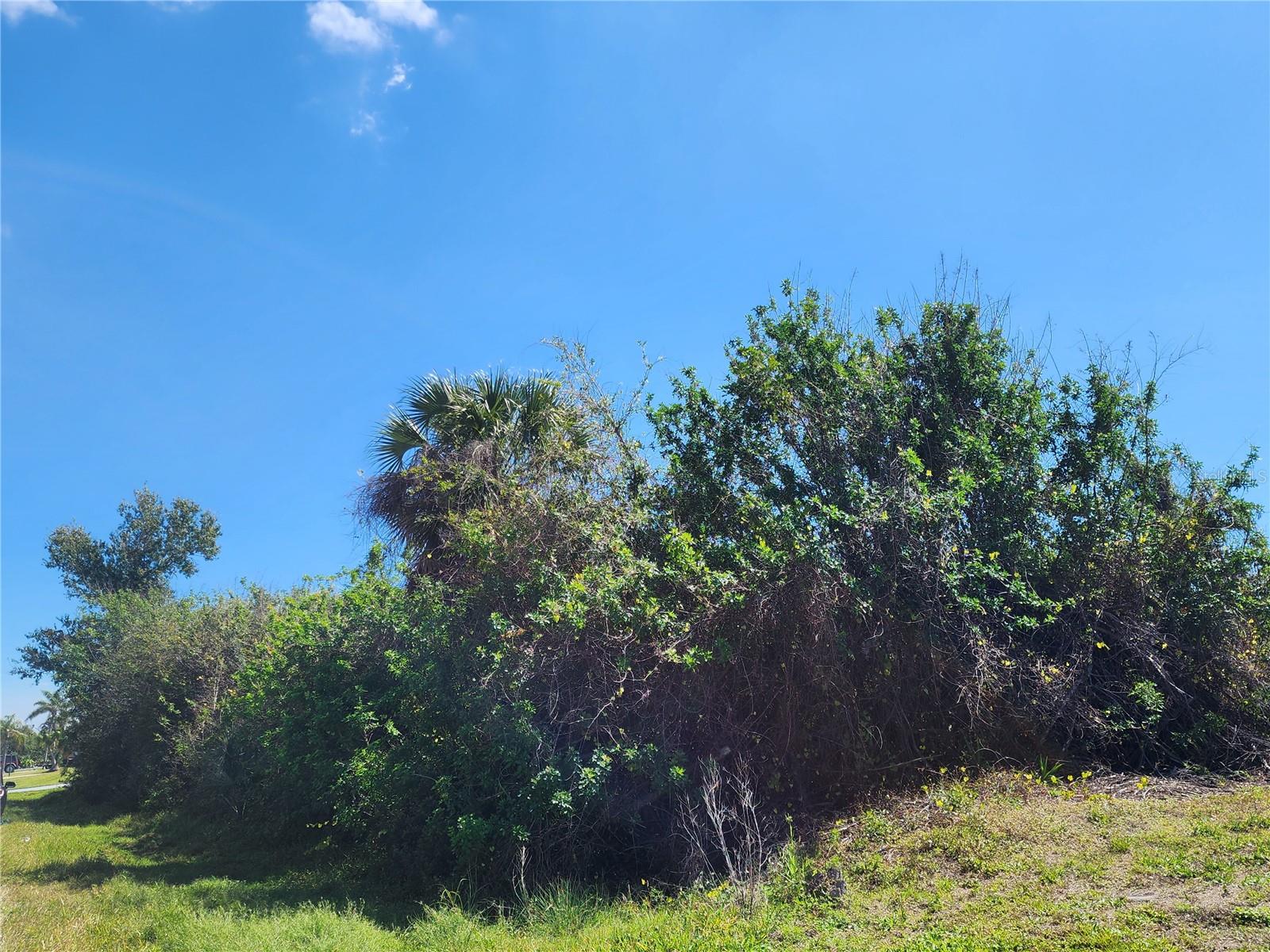 9417 HEARTWELLVILLE AVE, ENGLEWOOD, FL, 34224