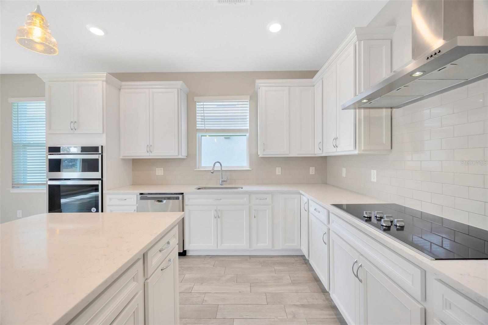 6398 BRADFORD WOODS DRIVE, ZEPHYRHILLS, FL, 33542