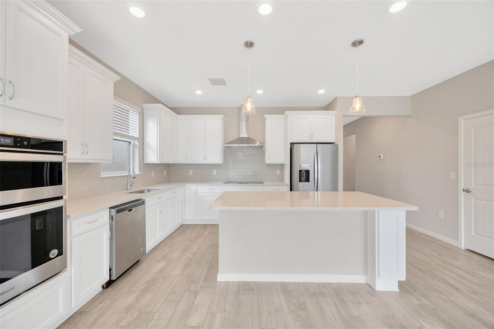 6398 BRADFORD WOODS DRIVE, ZEPHYRHILLS, FL, 33542